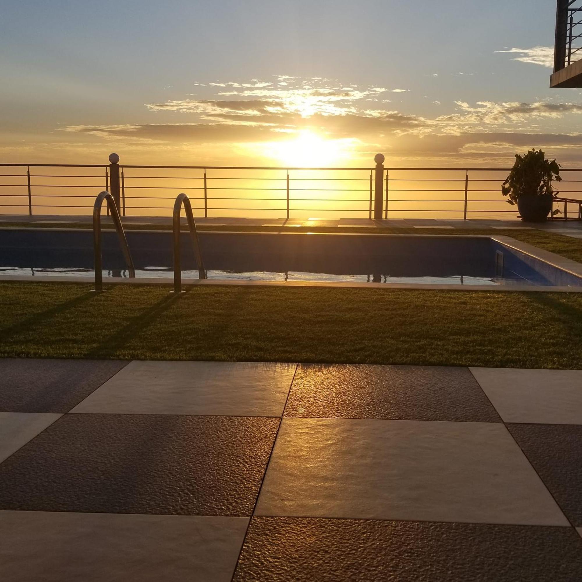 Edificio Cosec Hotel Cova Figueira ภายนอก รูปภาพ