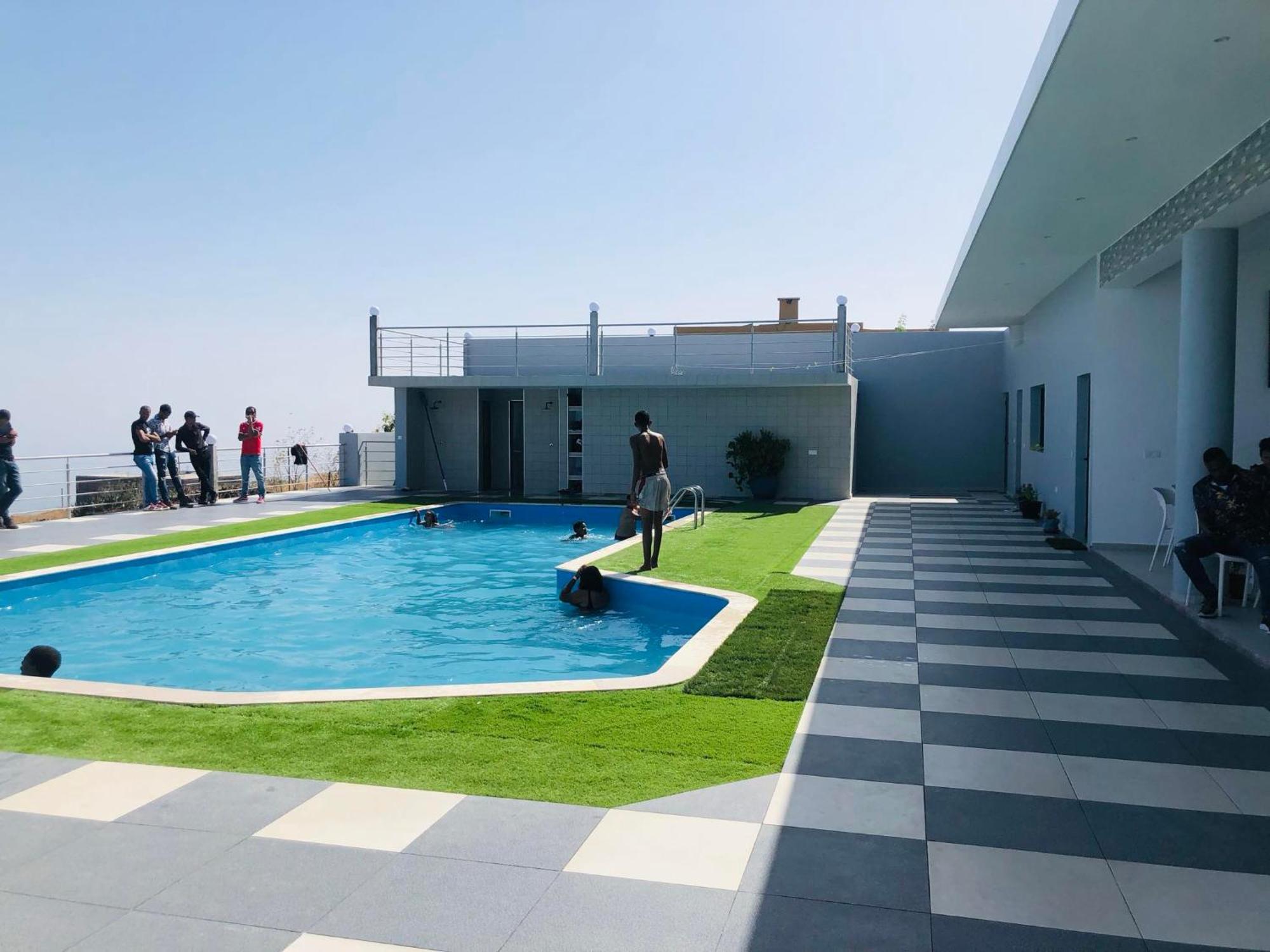 Edificio Cosec Hotel Cova Figueira ภายนอก รูปภาพ