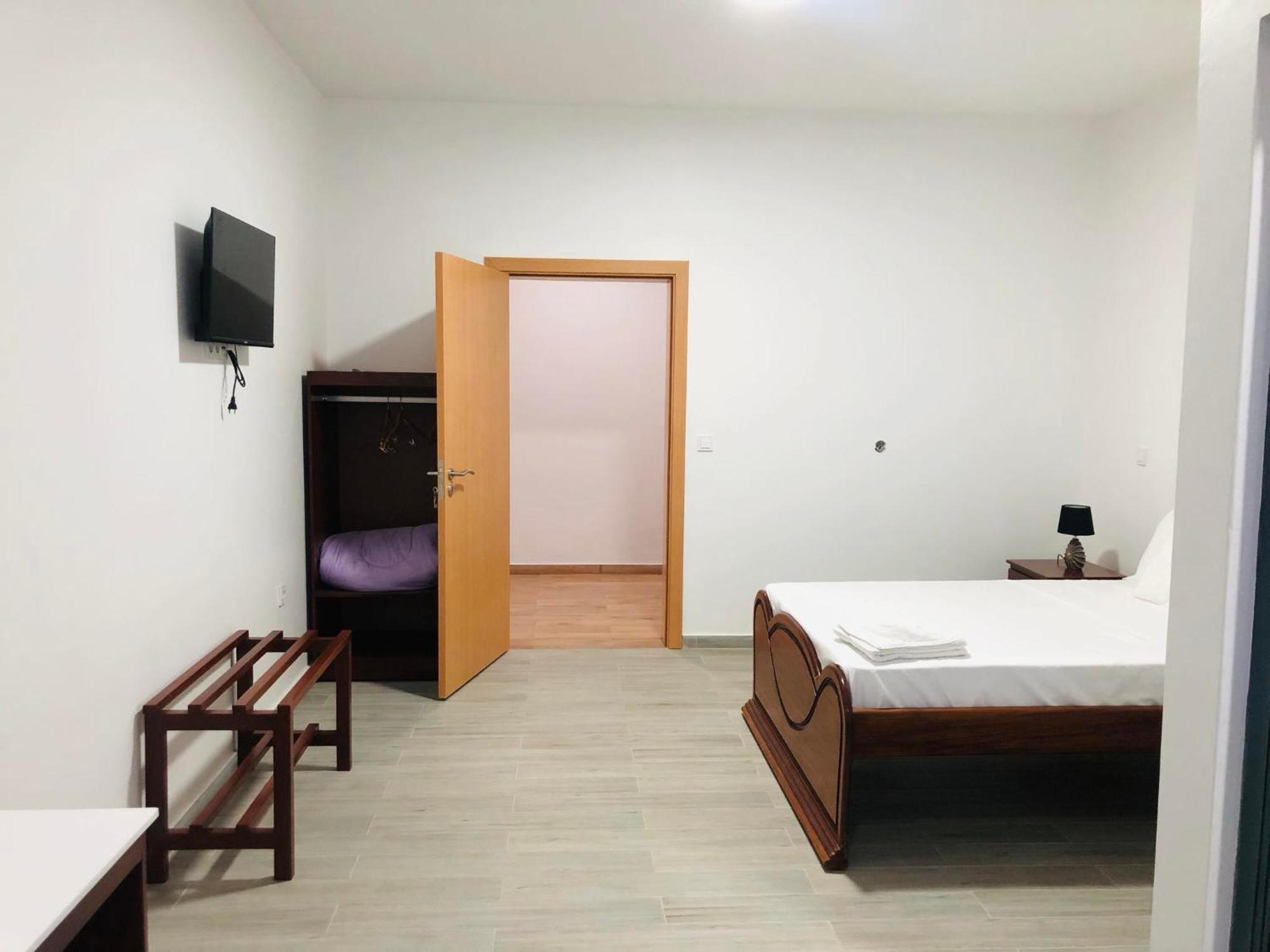 Edificio Cosec Hotel Cova Figueira ภายนอก รูปภาพ